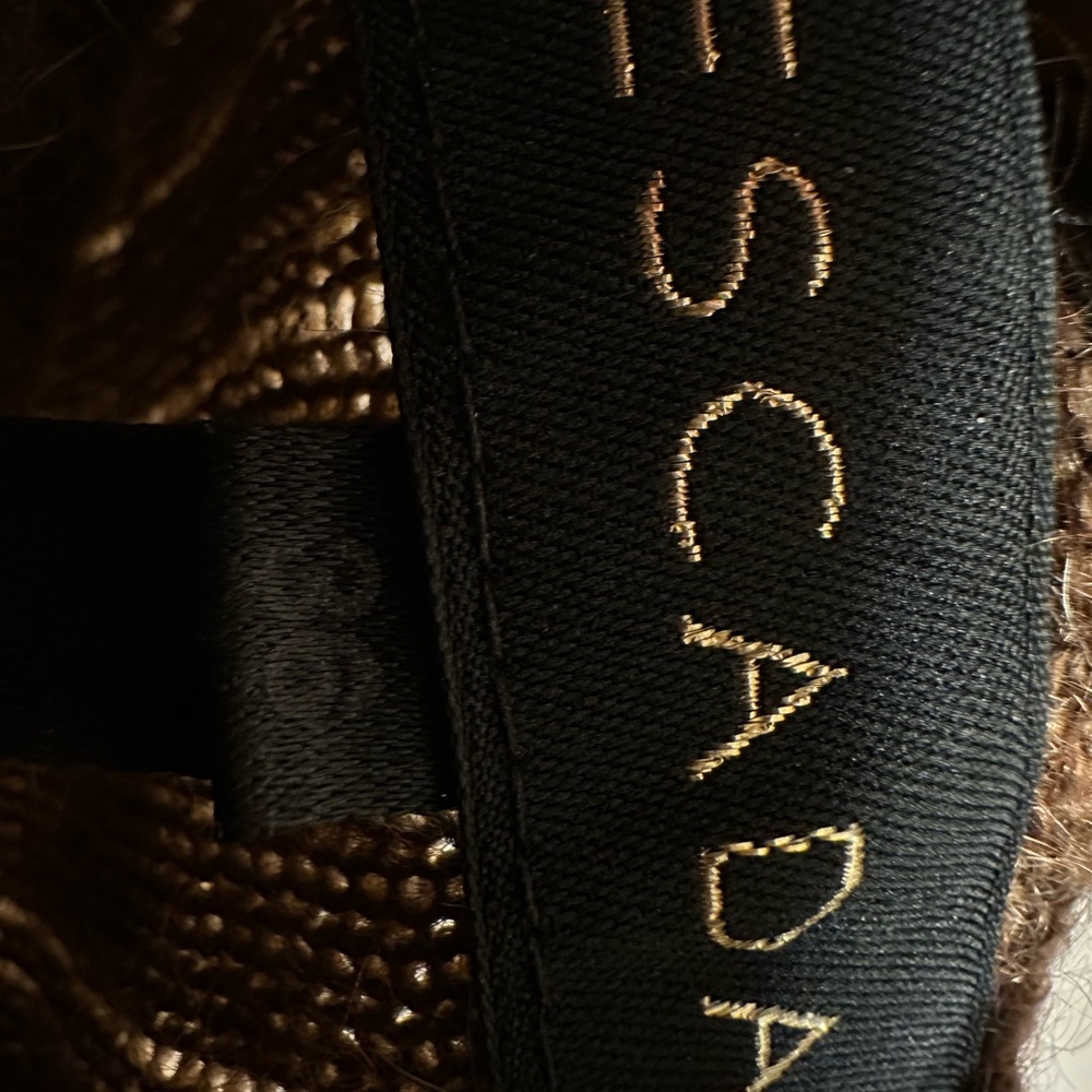 Escada Shoulder Shell Sweater - Picture 4 of 5